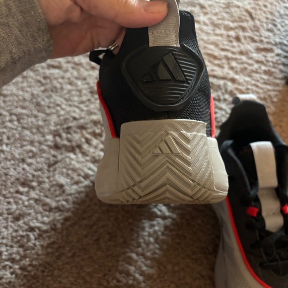 Adidas shoes - Picture 3 of 4